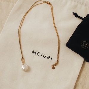 Mejuri Bold Pearl Pendant Necklace